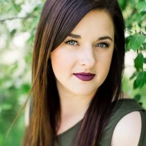 Meet your Posher, Hillary